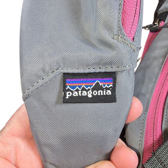 Patagonia One Crossbody Sling Pack Bag Gray Pink Hiking Outdoors Mint Cond 8L - Picture 2 of 8